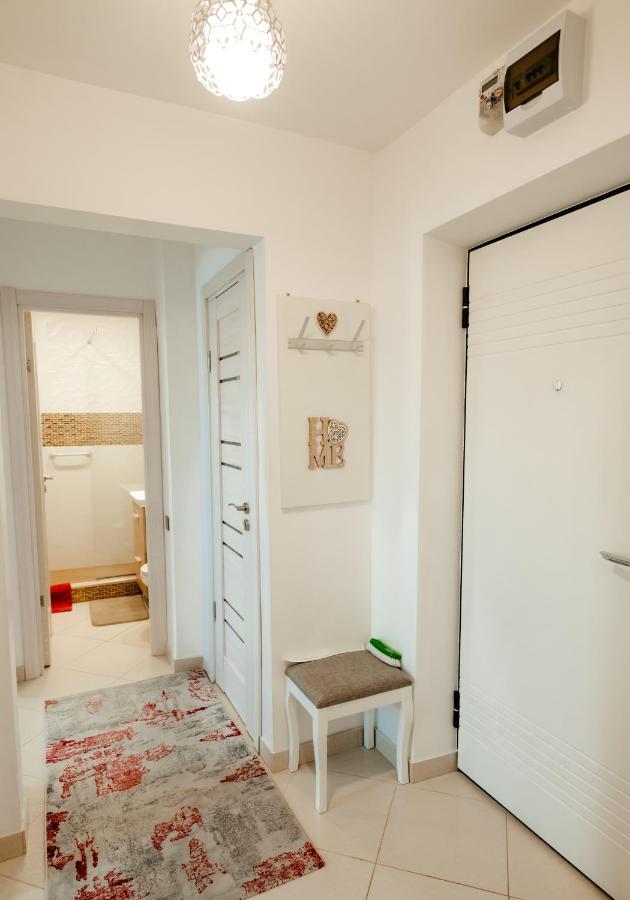 Carla's Apart Palas-Hala Centrala 1 Bedroom Iasi Exterior foto