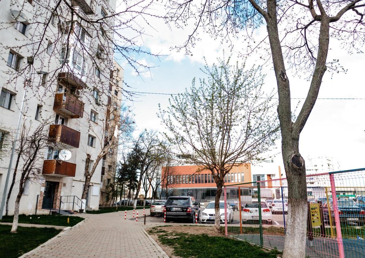 Carla's Apart Palas-Hala Centrala 1 Bedroom Iasi Exterior foto